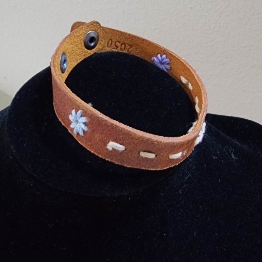 Brown Leather Bracelet with Floral Embroidery